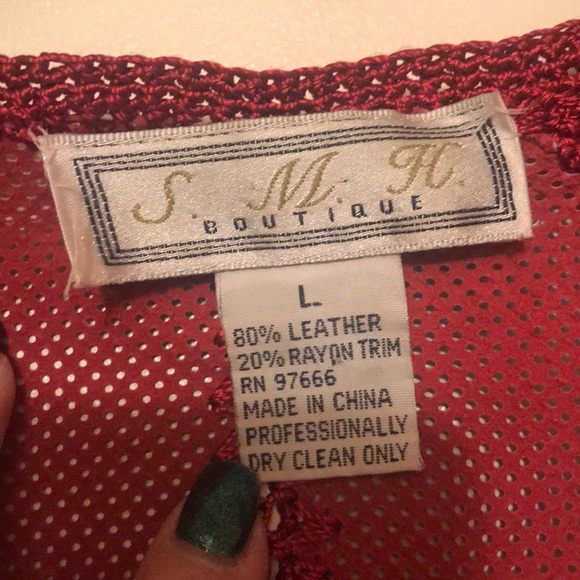 Red Jacket - Picture 2 of 4